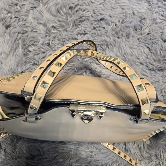 Valentino Garavani Beige Studded Shoulder Bag - Picture 8 of 8